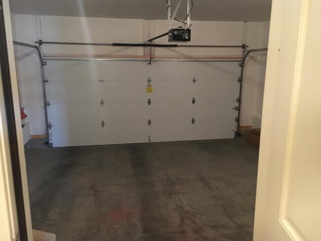 Foto del edificio - 172 Cambridge Dr