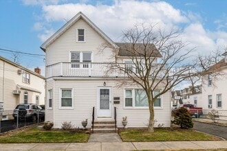 Building Photo - 9 Hanover Pl