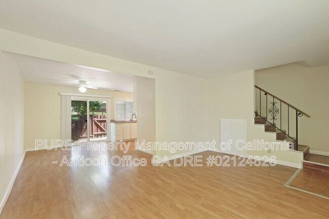 Foto del edificio - 1894 Lynwood Dr