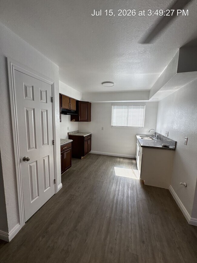 Foto del edificio - 388 Crestwood Ave