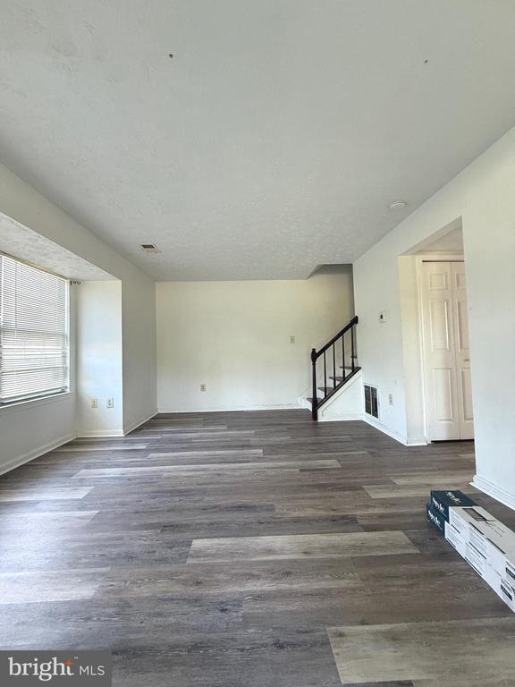 Building Photo - 21438 Manon Way