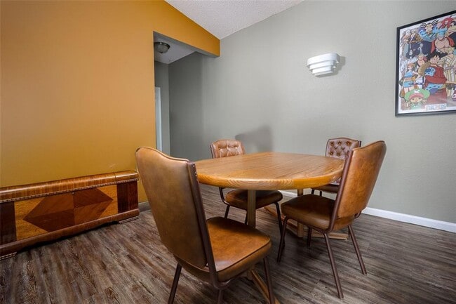 Building Photo - 2200 Classen Blvd