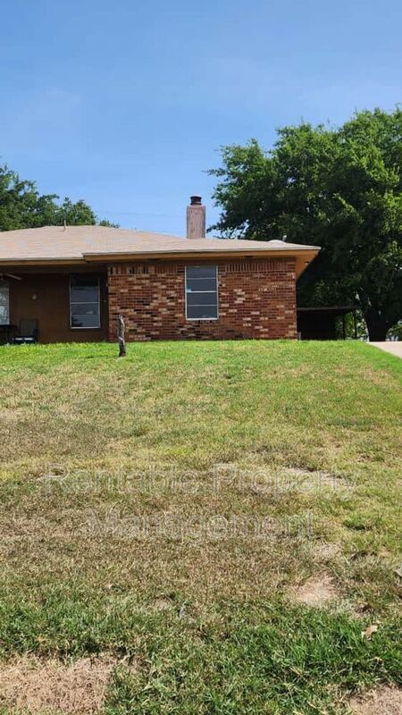 Building Photo - 109 Arrowhead St