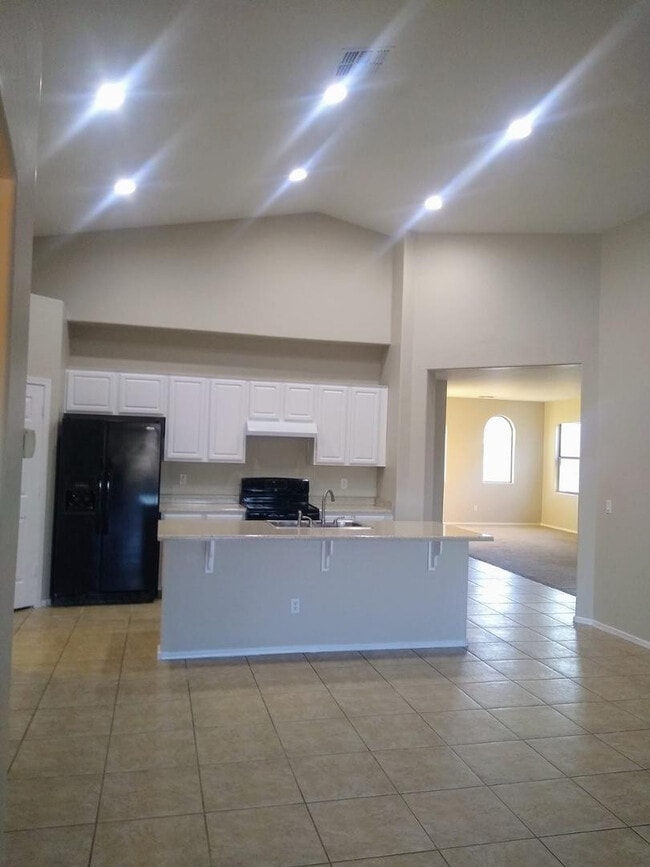 Foto del edificio - 24744 W Illini St