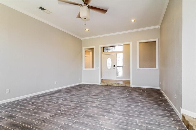 Foto del edificio - 6004 SE 85th St