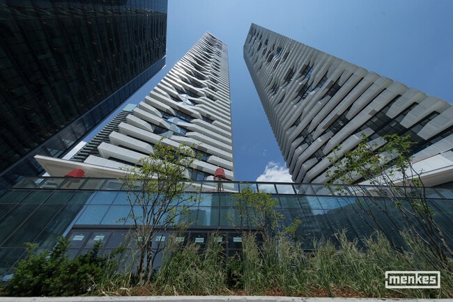 Building Photo - 88 Harbour St