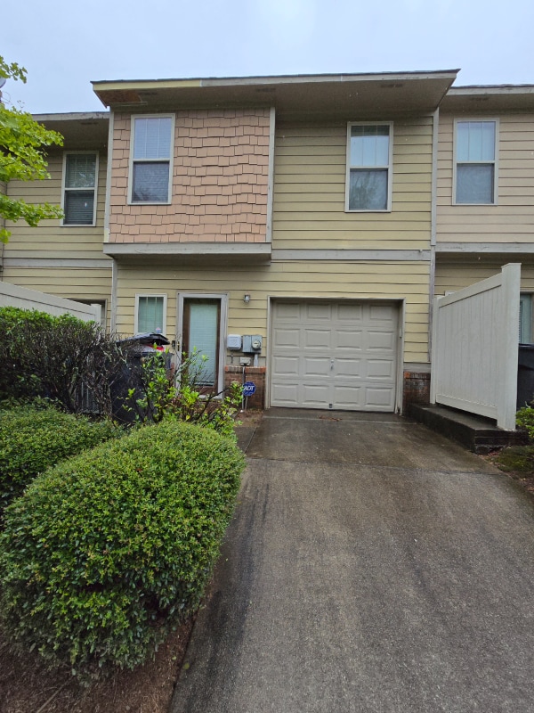 Foto del edificio - 1754 Connally Dr