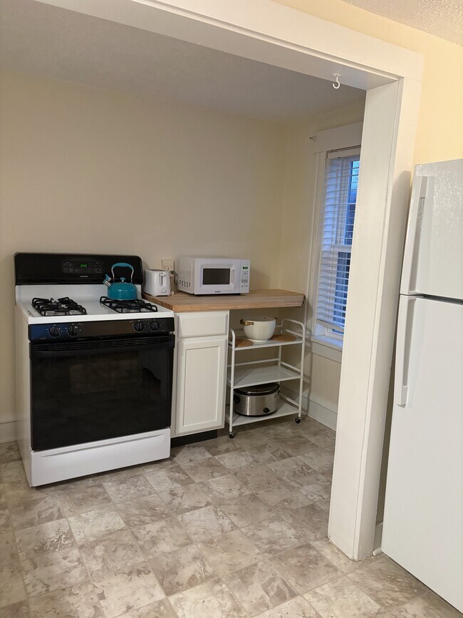 Foto del edificio - 149 Cutler Ave