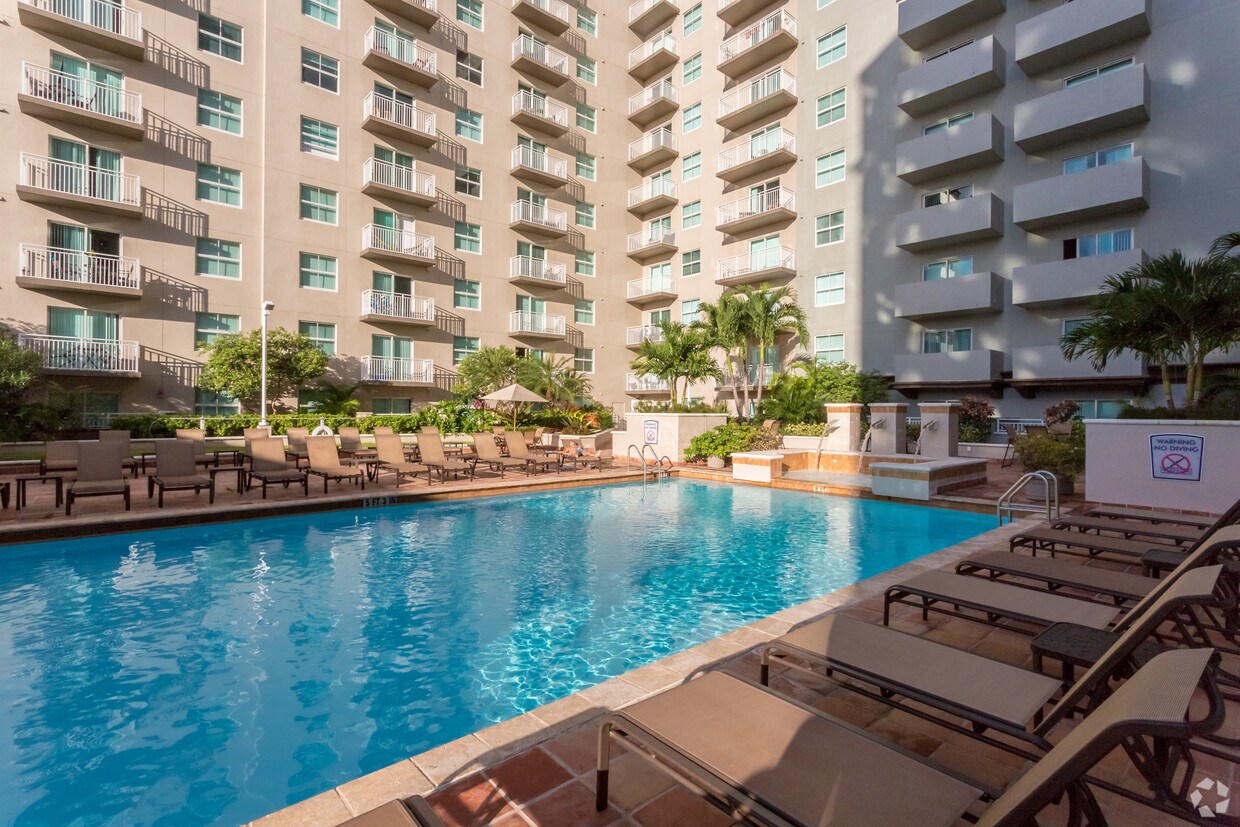 Foto principal - Camden Brickell