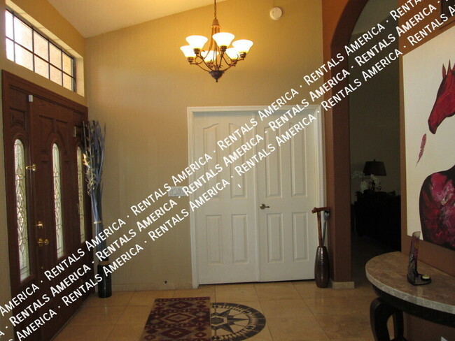 Building Photo - 532 E Stonebridge Dr