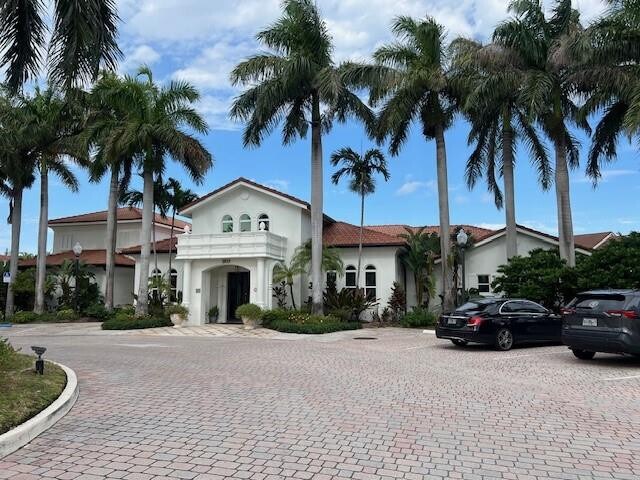 Foto del edificio - 1105 Villa Cir