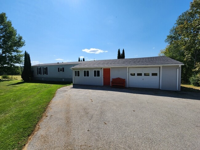Building Photo - 3 Stemar Dr