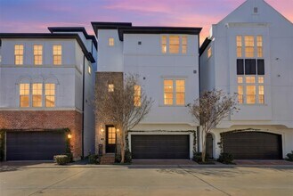 Building Photo - 2707 Cohn Trails Ln