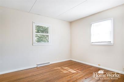 Building Photo - 266 N Kenmore St