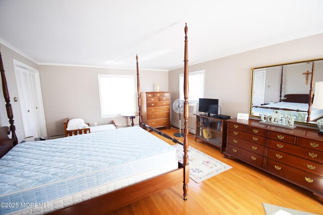 Building Photo - 204 Neptune Pl