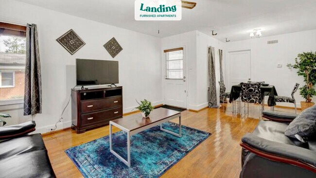 Foto del edificio - 814 N Buchanan Blvd