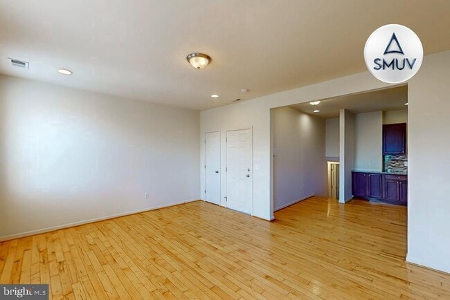 Building Photo - 226 N Carey St