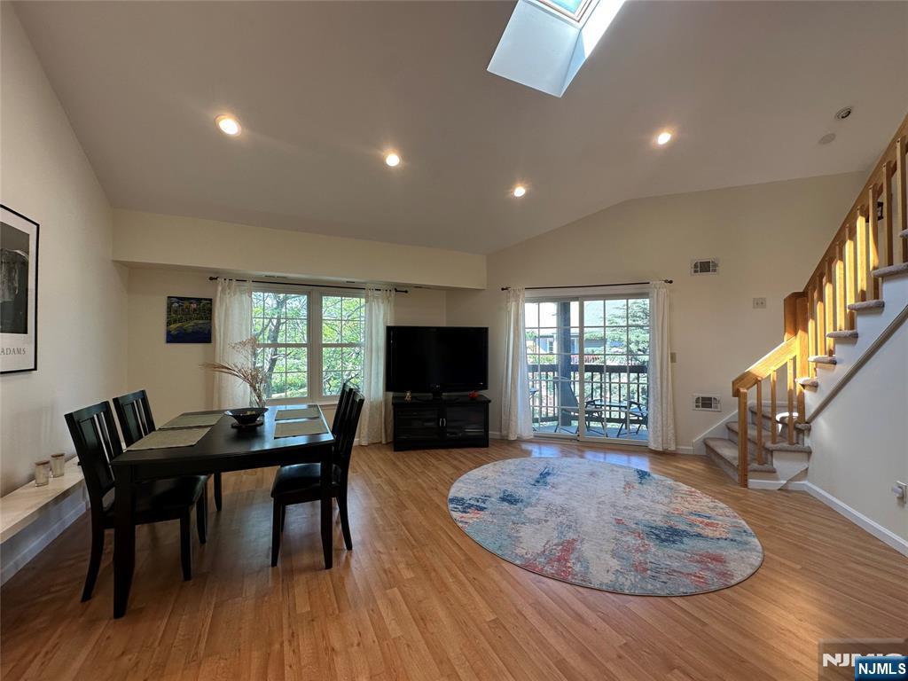 Primary Photo - 1488 Westgate Dr