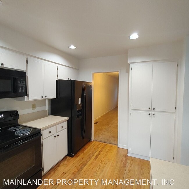 Building Photo - 3 br, 2 bath House - 4396 WOODSIDE CIRCLE