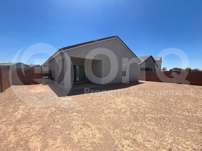 Building Photo - 12885 E Russo Dr