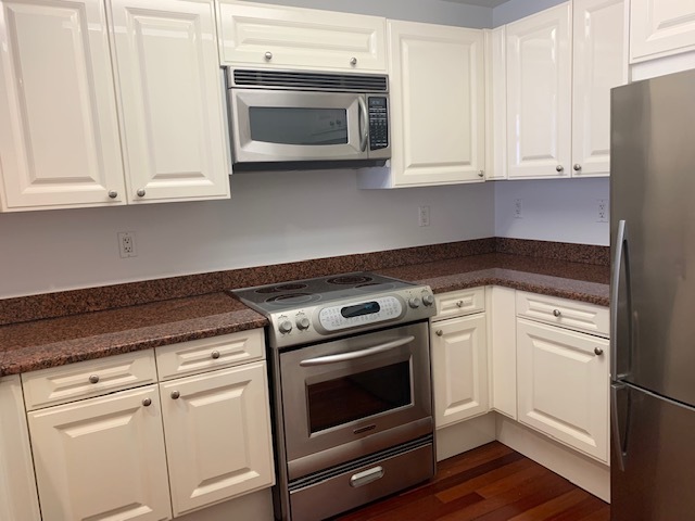 Kitchen - 1500 Chestnut St