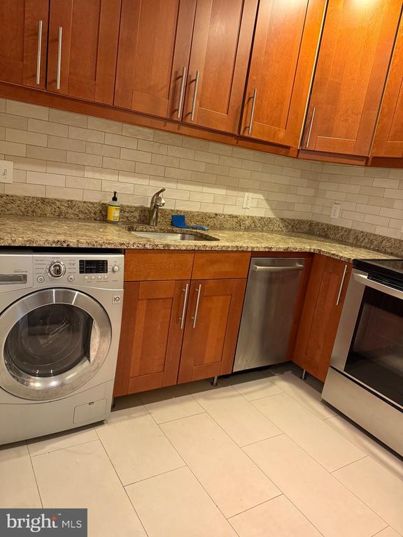 Foto principal - 4334 Farragut St