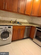 Building Photo - 4334 Farragut St