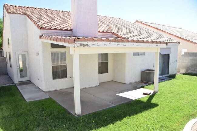 Foto del edificio - BEAUTIFUL NORTHWEST PROPERTY NEAR DINING A...