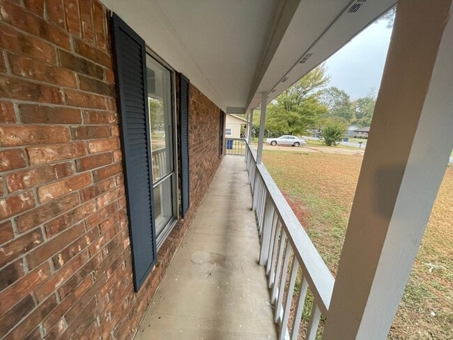 Building Photo - **Available Now...Never Have to Move Again! Don’t Miss Out…This Home Will Go Fast!**