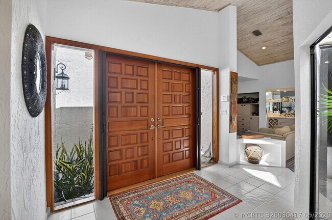 Building Photo - 22519 Esplanada Cir