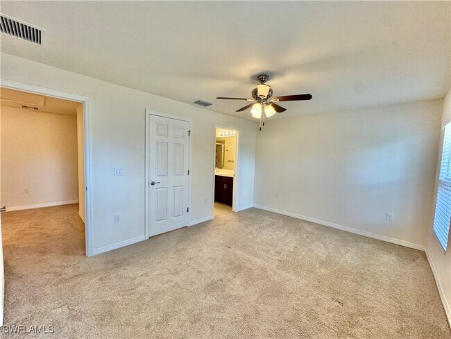 Foto del edificio - 15257 Wildflower Cir