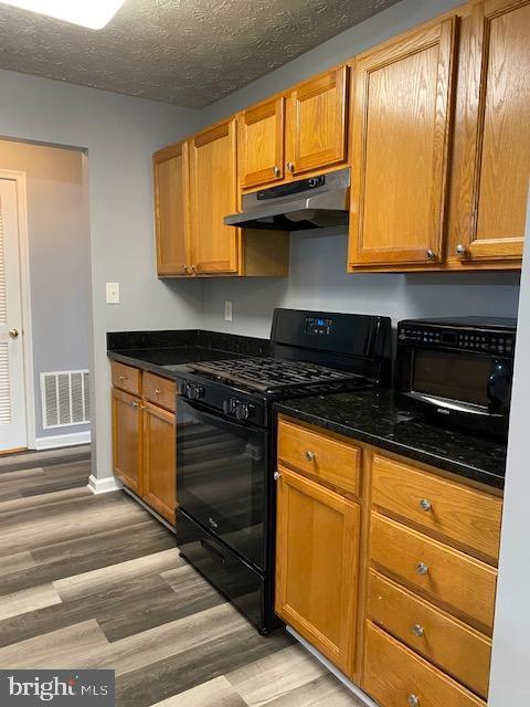 Foto del edificio - 2442 Blue Spring Ct