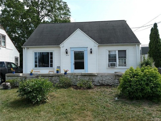 Building Photo - 8415 Homestead Ave