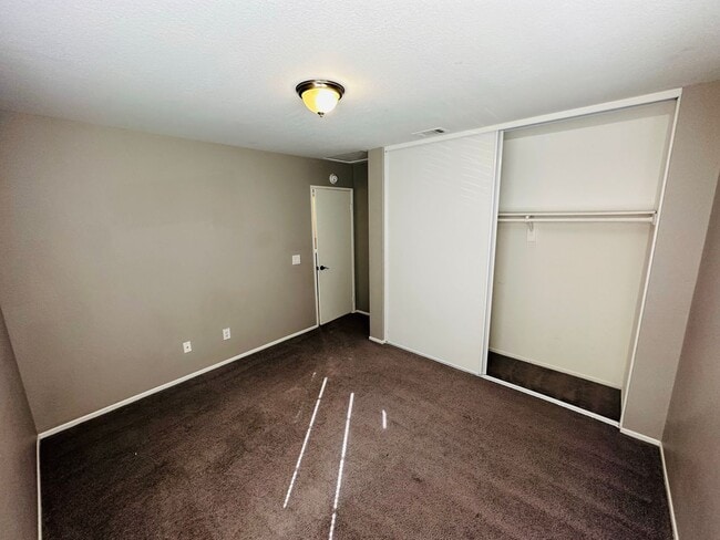 Building Photo - Coming Soon! 3 bedroom Murrieta home for L...