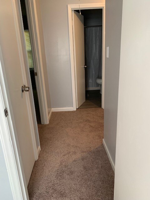 Hall upstairs - 921 Royal Dr