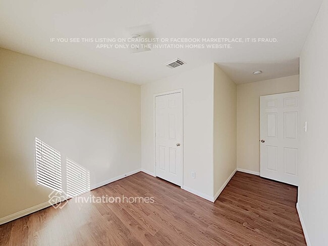 Building Photo - 6002 Deep S Dr