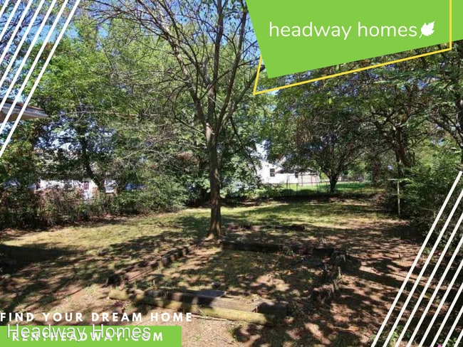 Building Photo - 3 br, 2 bath House - 319 W 47th St