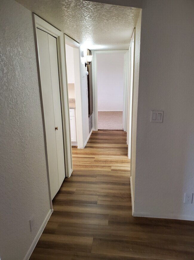 Two-Bedroom Hallway - La Cascada
