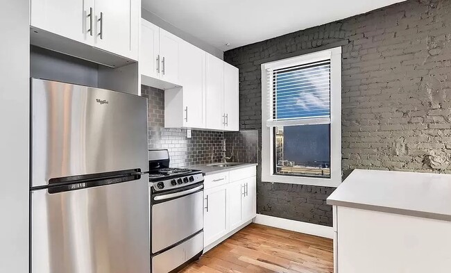 Building Photo - 558 West 181st Street