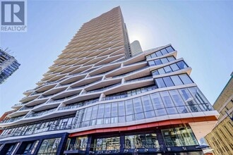 Building Photo - 85 Wood St