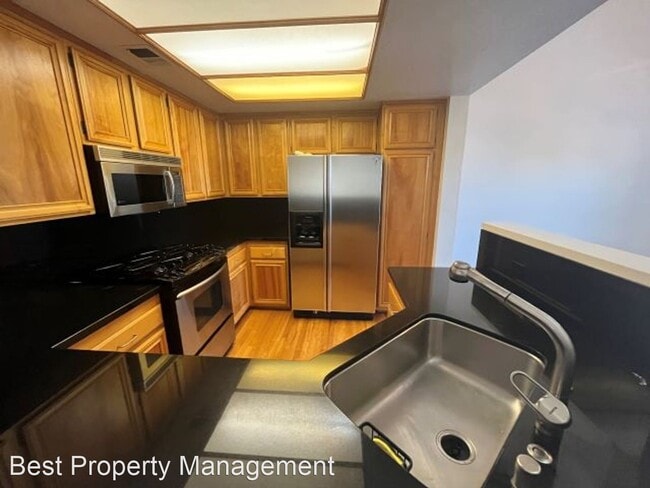 Building Photo - 1 br, 2 bath House - 5269 Fairbanks Common