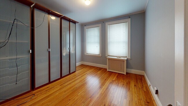 Foto del edificio - 79 Thatcher St