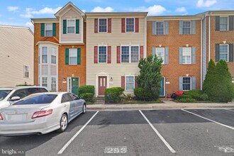 Building Photo - 293 Kirby St