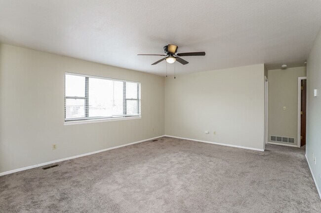 Building Photo - 4315 Eastcrest Cir W, Colorado Springs, CO...