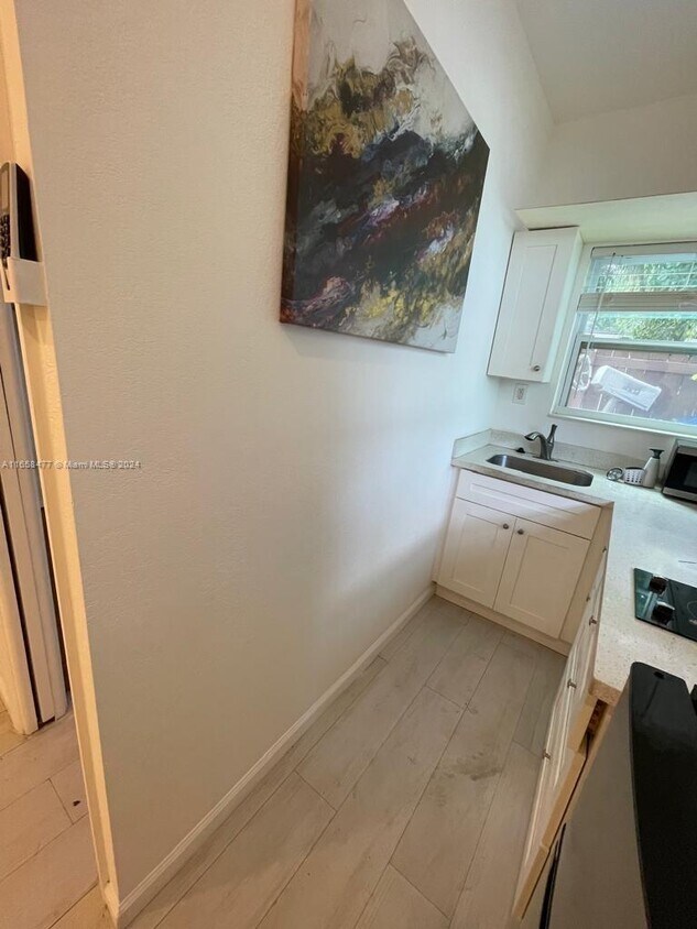 Foto del edificio - 6560 Sheridan St