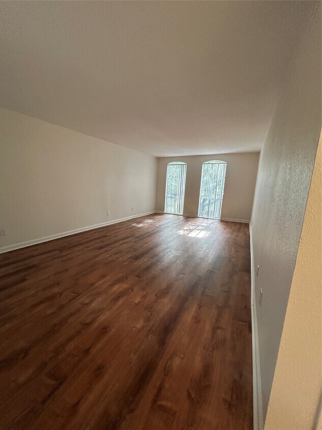 Foto del edificio - 4641 Wild Indigo St