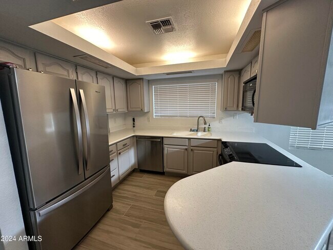 Foto del edificio - 5756 W Del Rio St