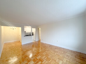 Building Photo - Ranleigh Manor