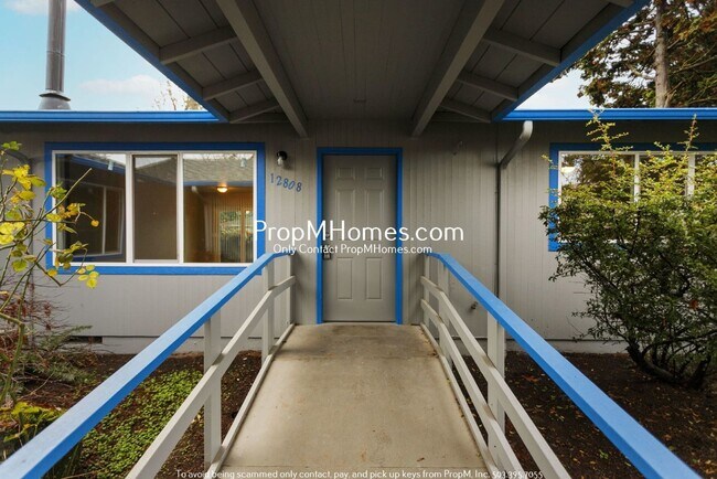 Foto del edificio - 2-Bedroom Home W/ Parking and Modern Kitch...