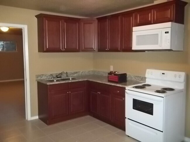 Foto del edificio - 4251 Wild Oak Dr